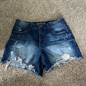 Woman’s Sound Style Jamie Short Jeans Shorts. Size 10. Worn twice.